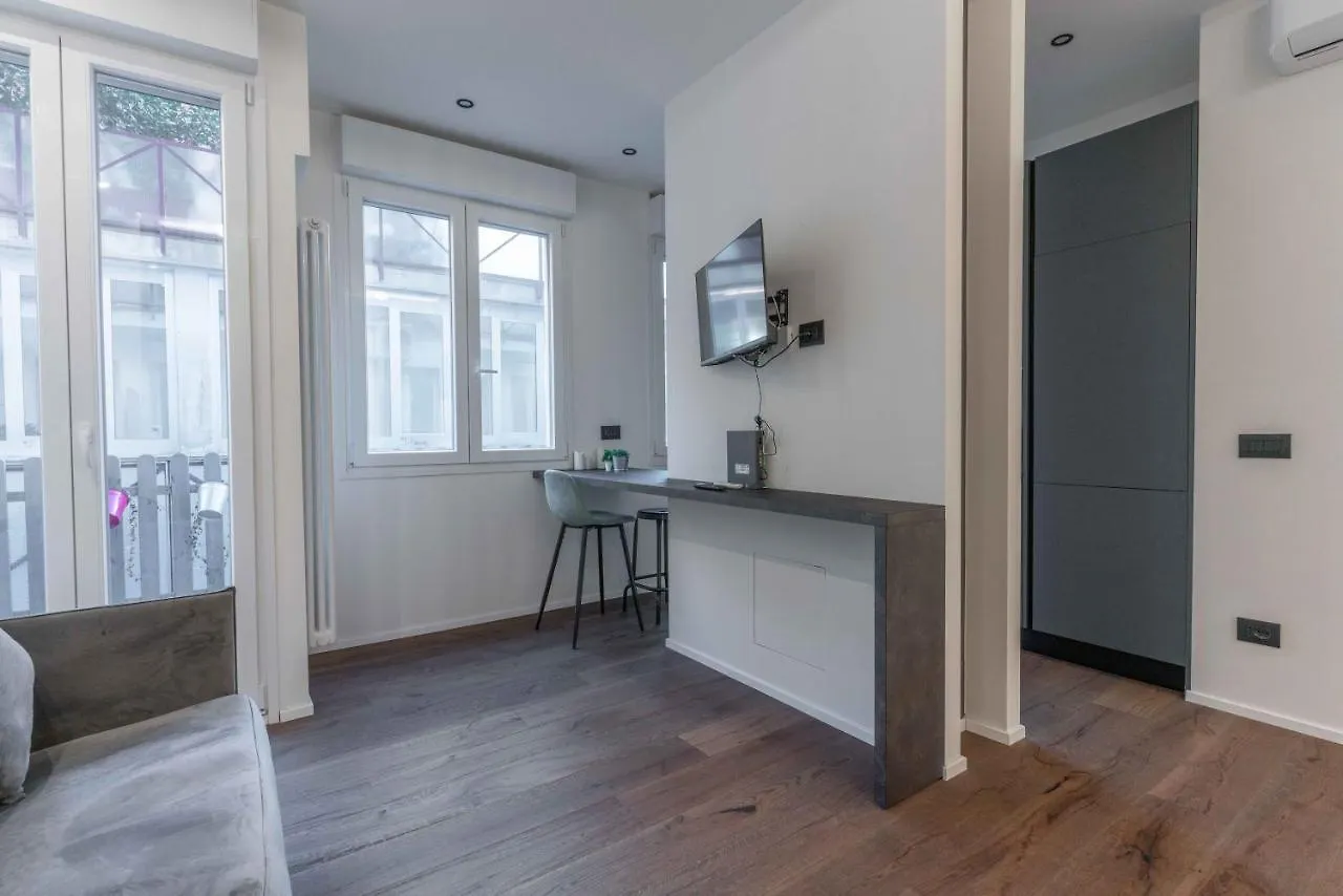 Au8 - Corso Buenos Aires-Loreto - Luxury - Terrace Μιλάνο 0*,